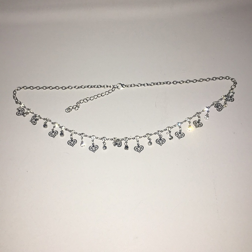 Silver heart necklace.
